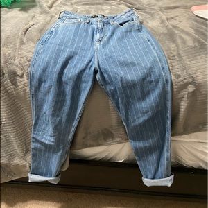 Hollister Mom Jeans